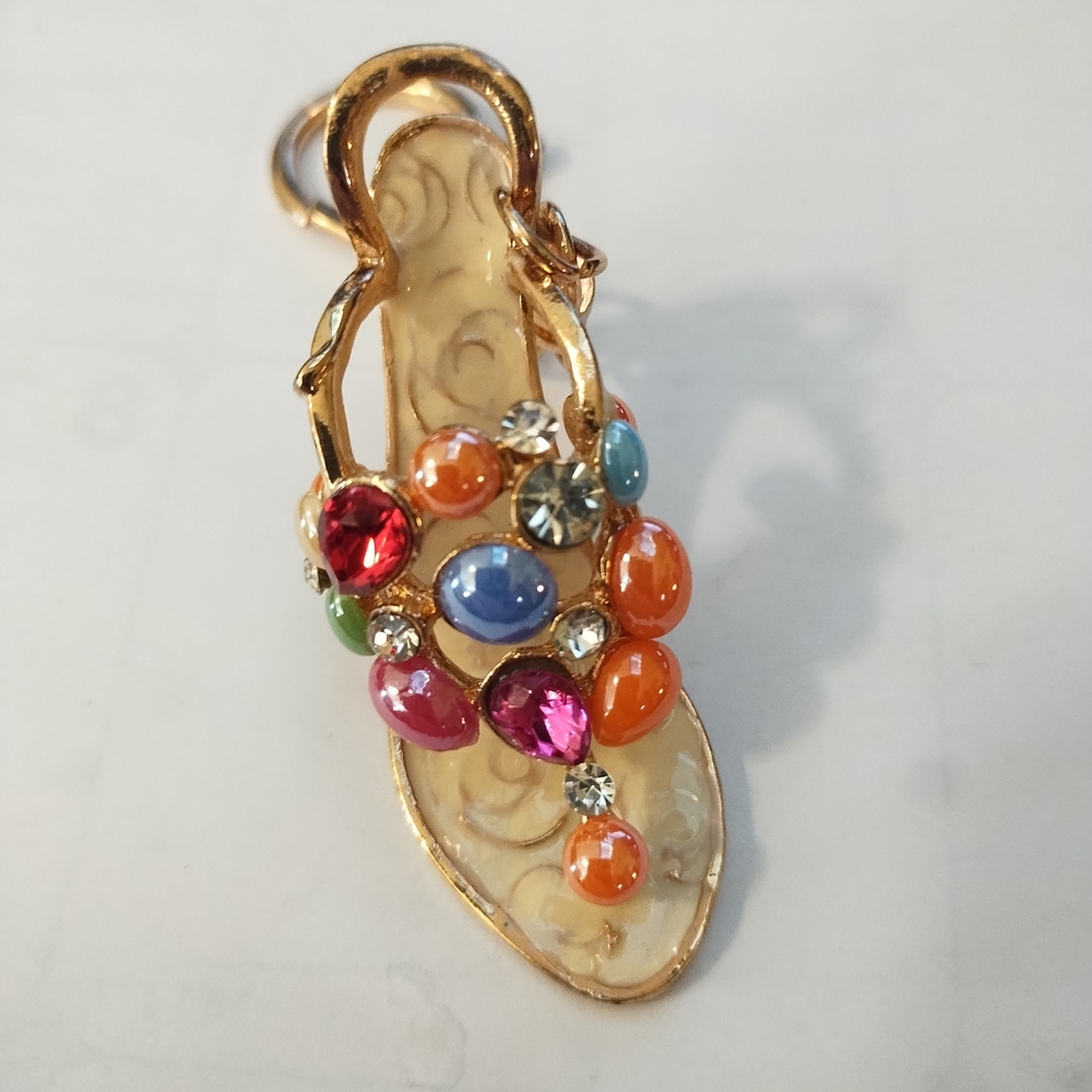 Elegant Multicoloured Beaded Keychains, Purse Chatms - Picture 6 of 10